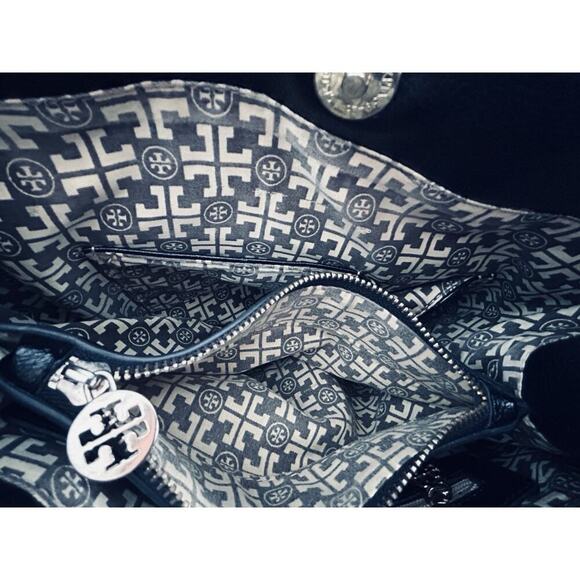 Tory Burch Thea Black Leather Slouchy Bridle Gold Chain Tote Shoulder Bag Purse - Picture 7 of 16